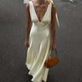 V-neck Sexy Backless Sleeveless Dress With Tie
