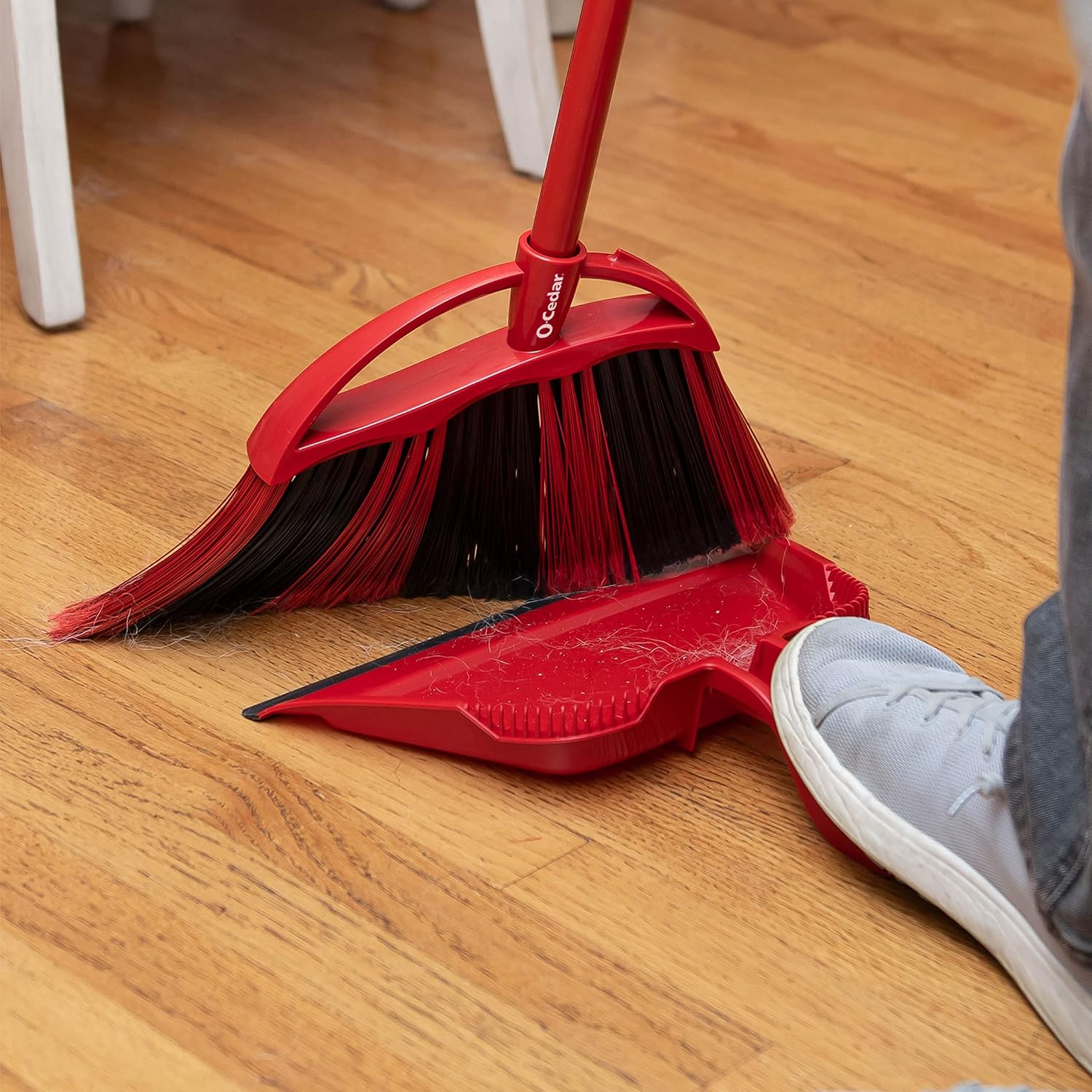 O-Cedar Sweep Broom with Step-On Dustpan | Remove 99% with One Sweep | Lightweight Quiet Cleaning Tool | Ideal for Pet Owners